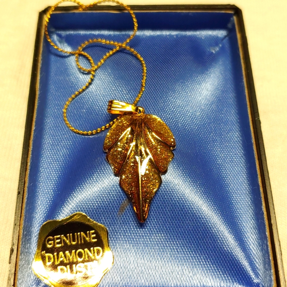diamond dust leaf, gold plated
